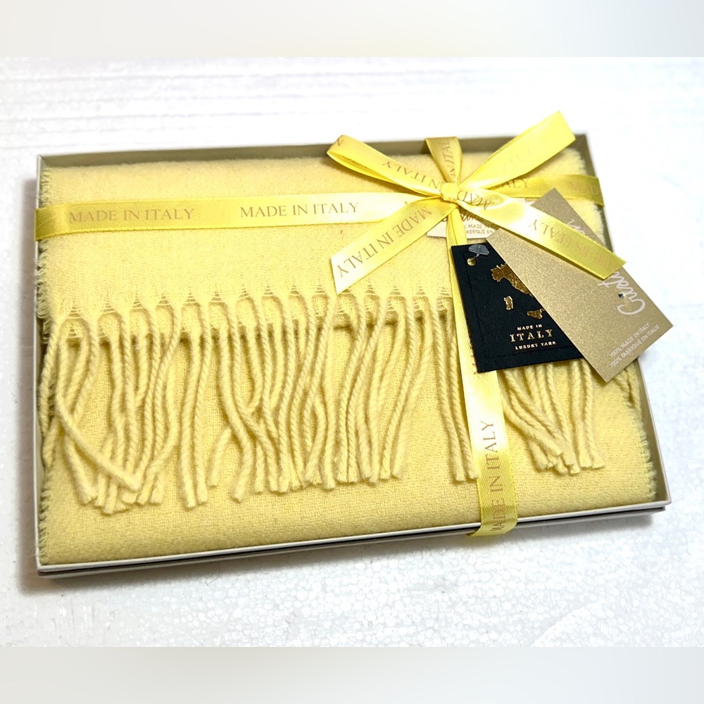 Wool pure  Yellow Fringed Italian 🇮🇹 Scarf Unisex cozy classy gift bright accent